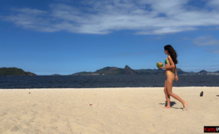 Rio Vacation Sex with Hot Brazilian Babe – Cum Swallow